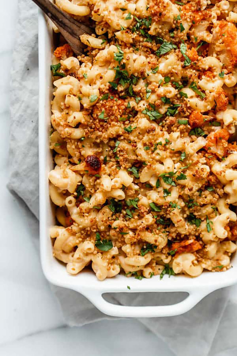 Vegan Buffalo Cauliflower Mac and Cheese | Choosing Chia