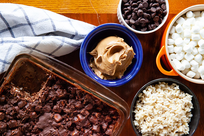 Rocky Road Rice Bars | Food Bloggers of Canada