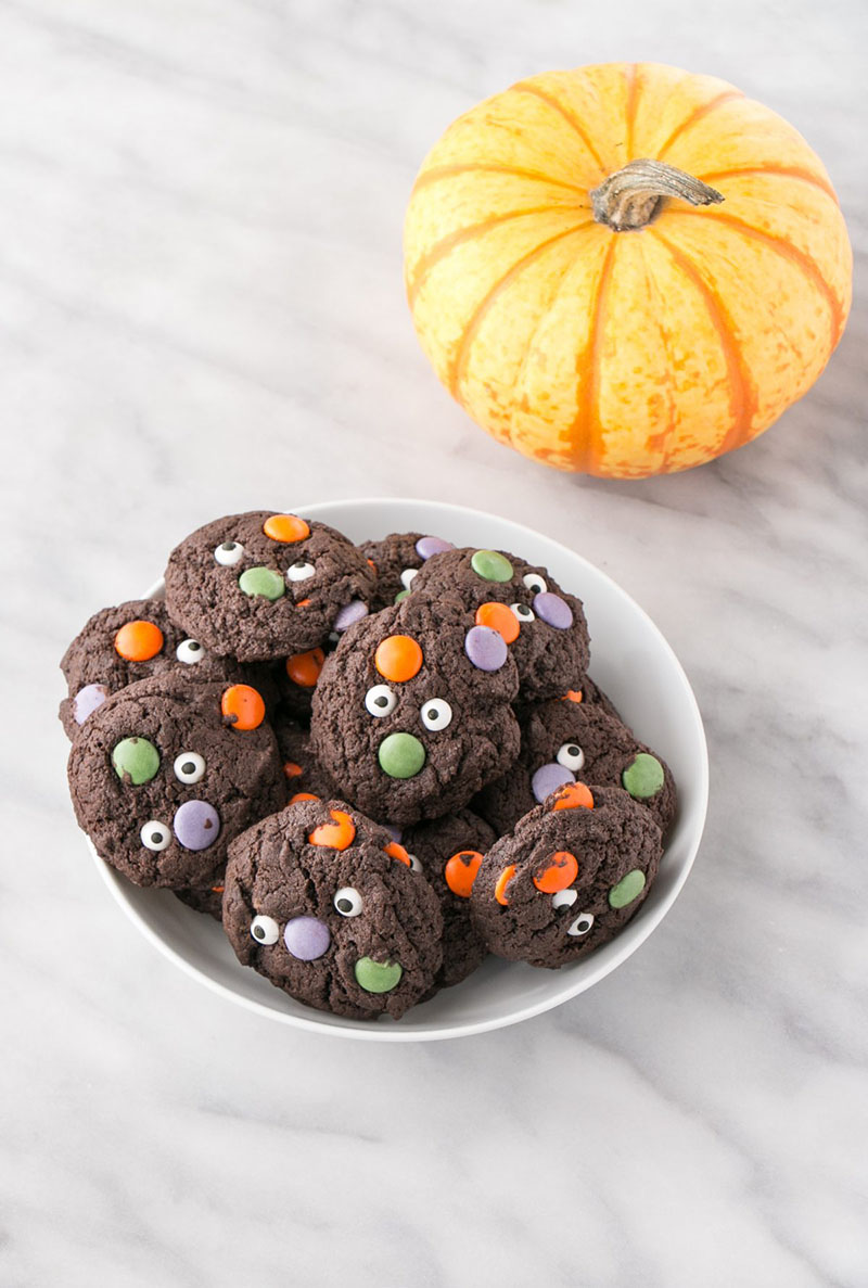 Halloween Monster Cookies | My Kitchen Love