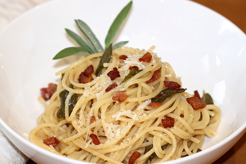 Crispy Sage and Bacon Pasta | Urb n Spice