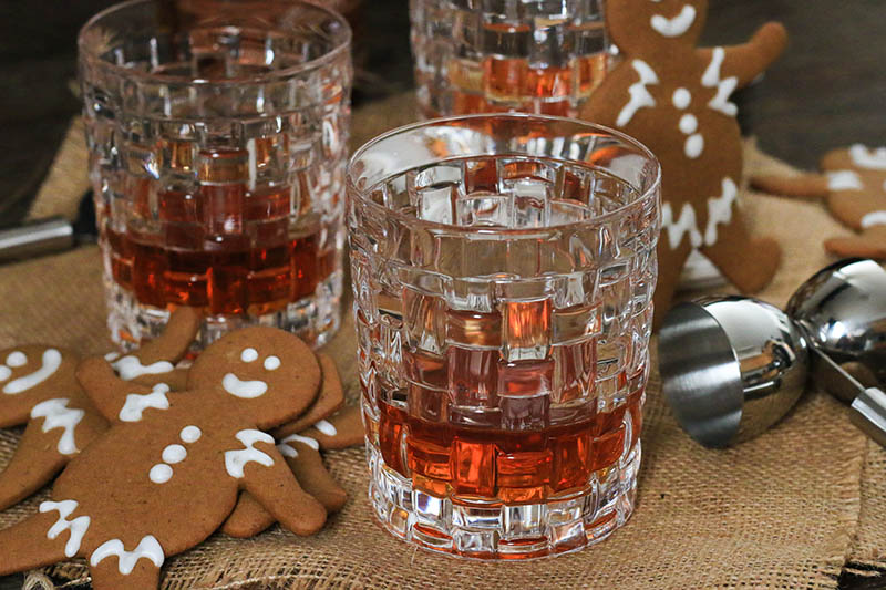 Gingerbread+Man-hattan | Jillian Rae Cookies