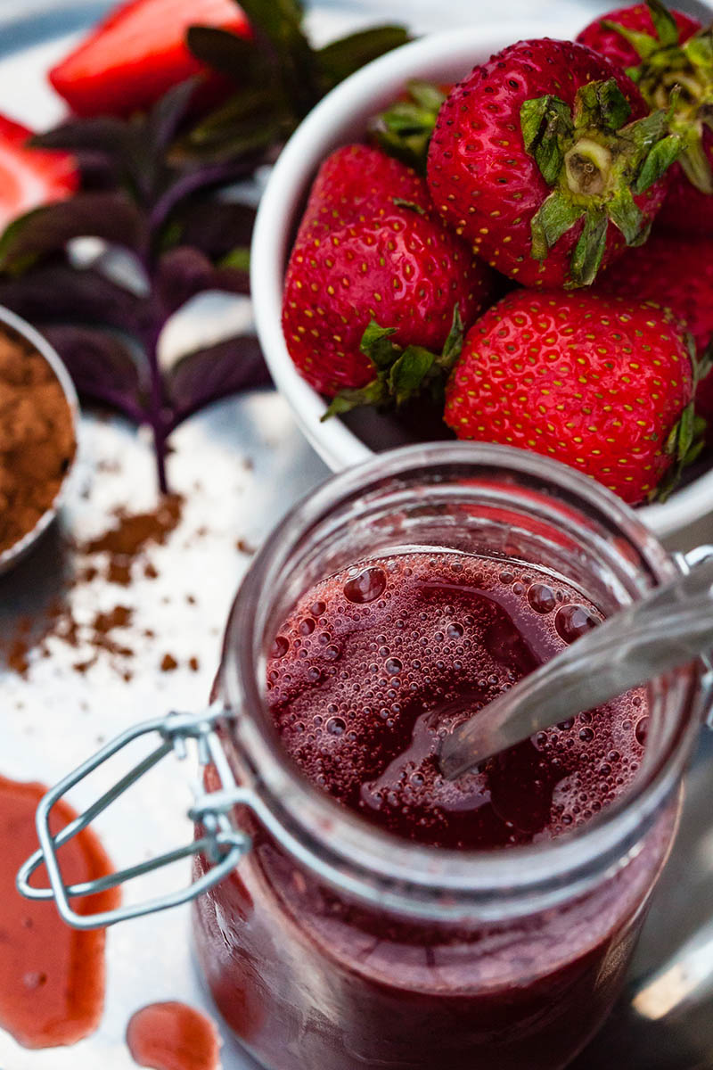 8 Tips For Hosting a Last Minute Get Together | Food Bloggers of Canada