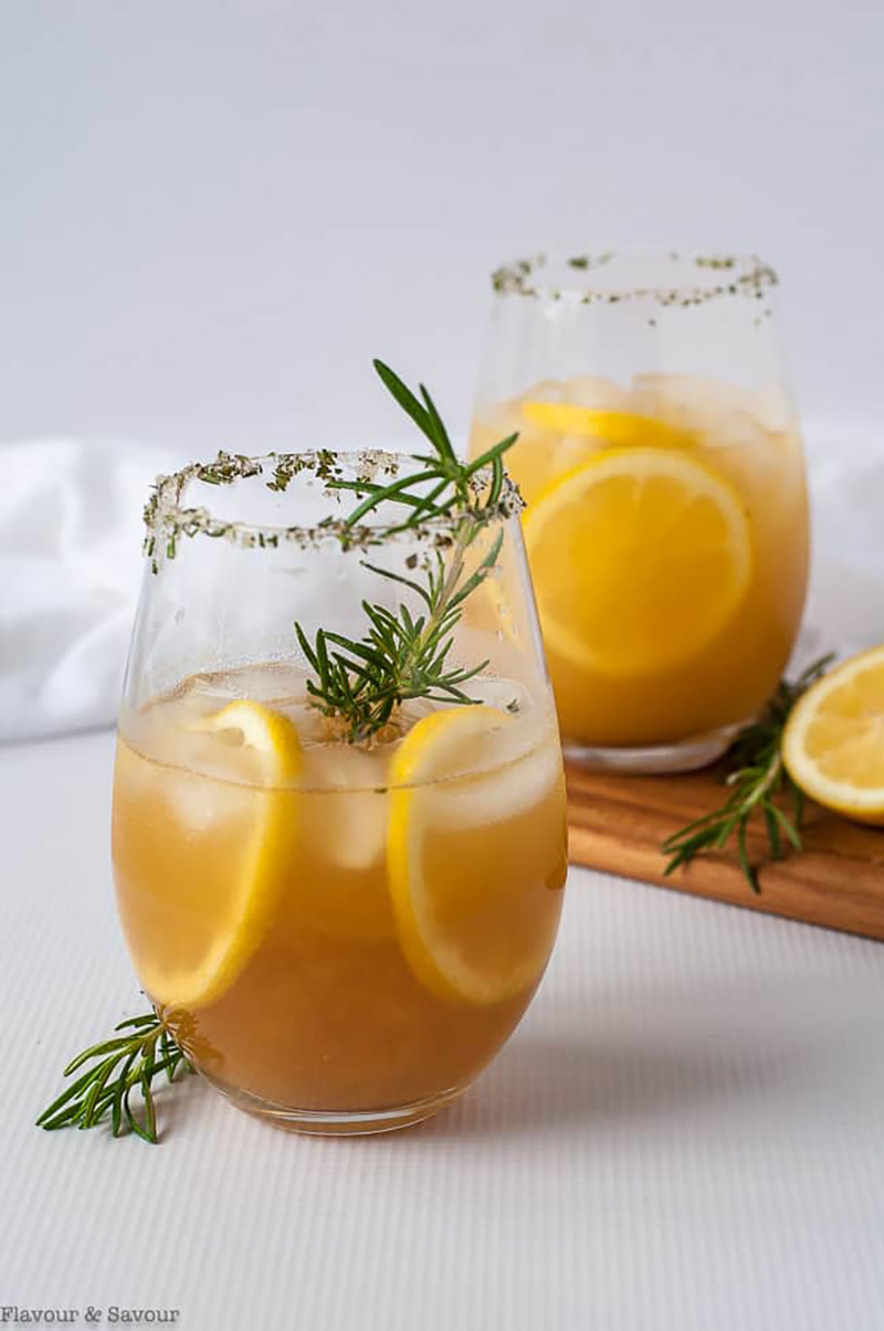 Pineapple Ginger Kombucha Cocktail | Flavour & Savour