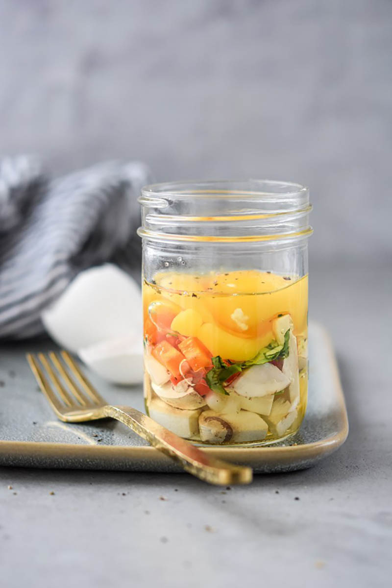 Make Ahead Mason Jar Omelettes | Meal Plan Addict
