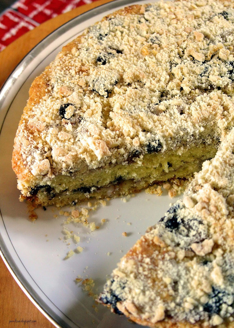 Pear and mincemeat crumble cake on a plate