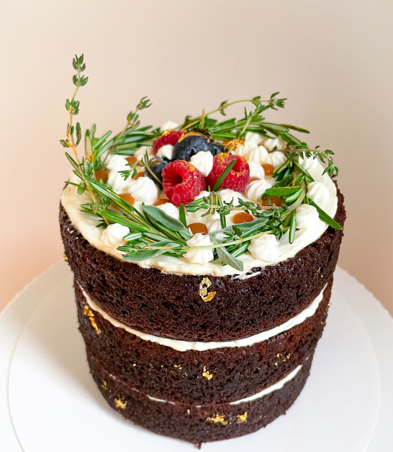 Chocolate cake with cherries